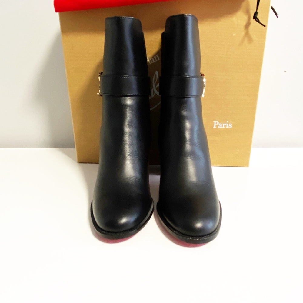 NWT CHRISTIAN LOUBOUTIN
CL 70 logo-embellished leather Chelsea boots - Picture 3 of 9